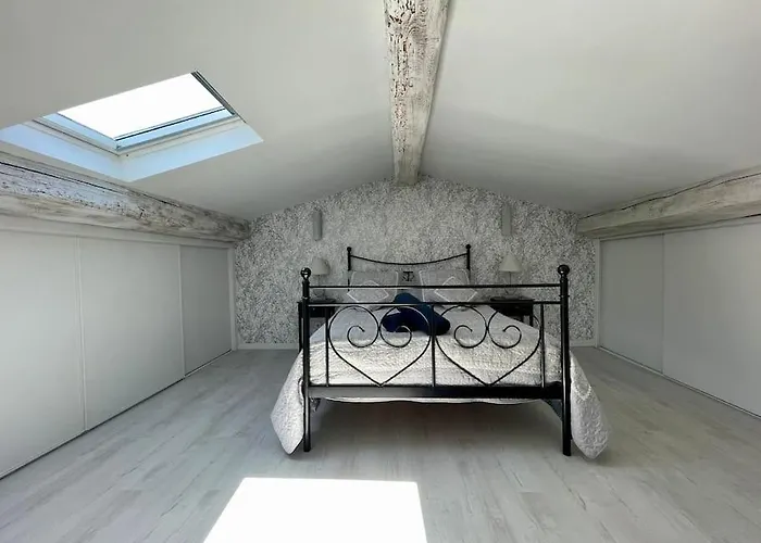 Apartment Le Balcon De Gambetta ※ Carcassonne